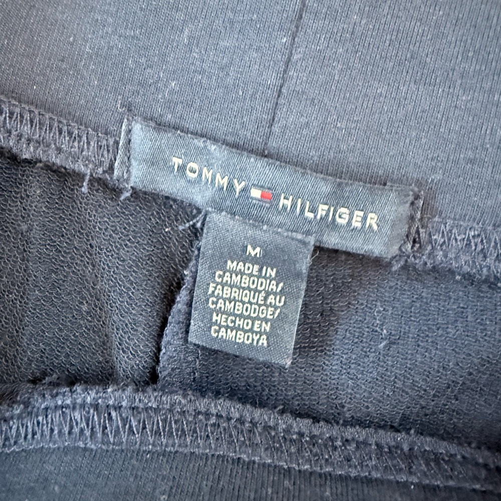Tommy Hilfiger Navy Hoodie with Matching Shirts - Picture 5 of 10